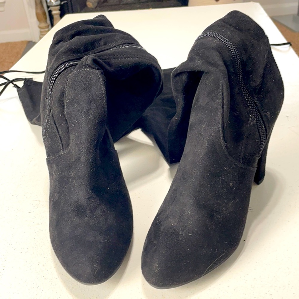 Black over the knee boots 7.5